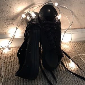 all black converse 🌟🌟